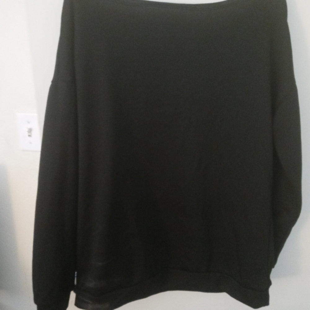 Sweatshirt - Picture 2 of 3